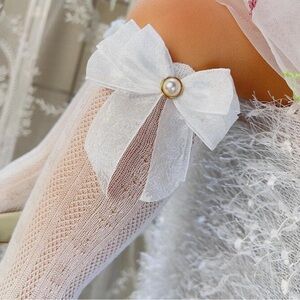 Girls White bow socks Pearl